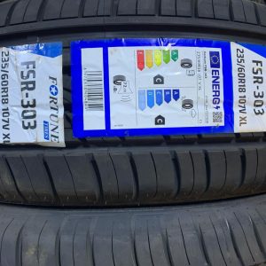 235/60R18 Fortune Tyre