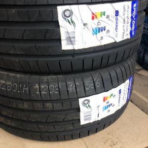 255/45R18 Windforce Tyre
